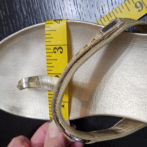 Prada gold flip flips SZ 36/6 - Picture 11 of 16